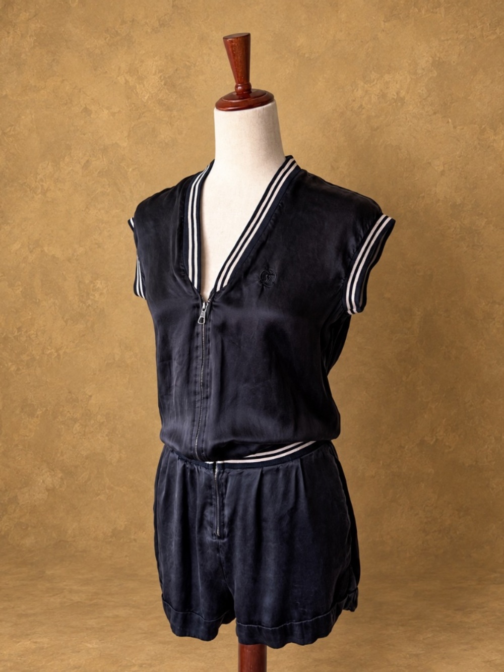 Title: McQ Alexander McQueen 100% Silk Black Romper IT 44